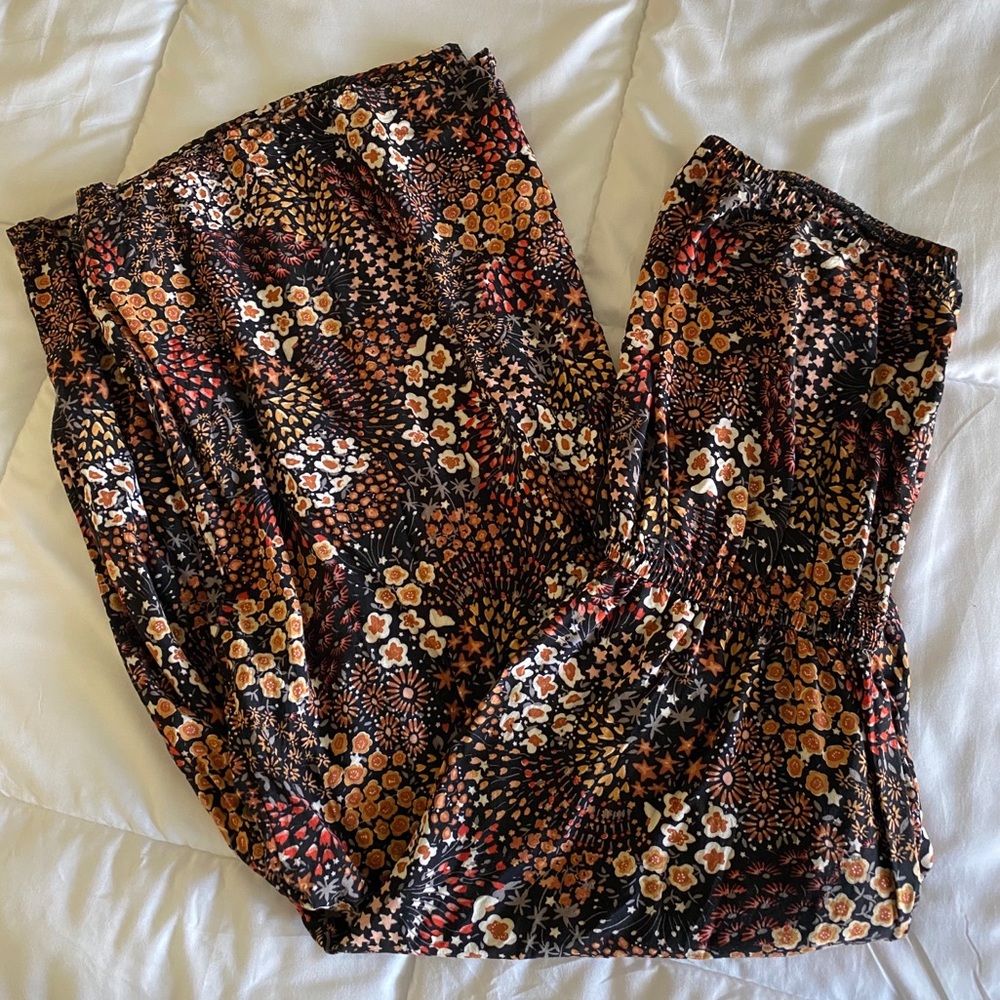 Strapless floral romper
